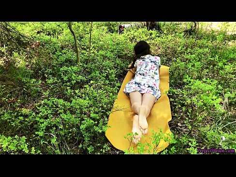 ❤️ Tinder တွင် သူစိမ်းတစ်ယောက်သည် ကျွန်ုပ်၏ Pussy နှင့် Fucks များကို တောထဲ၌ စိတ်အားထက်သန်စွာ အနိုင်ယူသည်။ Porno fb မှာ ငါတို့မှာ ☑